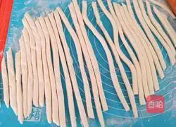 Illustration of how to make stir-fried pimples 4