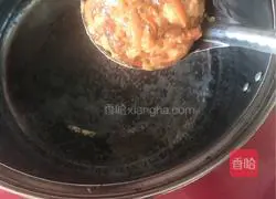 Illustration of how to make steamed carrot meatballs 6