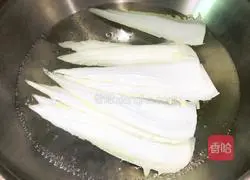 Illustration of how to make fancy cabbage stuffed with meat 6