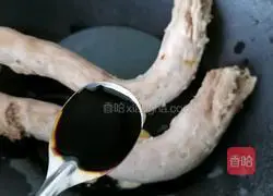 Illustration of Braised Duck Neck 6