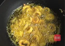 Wang Chef Brand Illustration of how to make fried squid rings 5