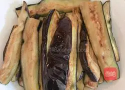 Illustration of how to cook eggplant with fried minced pork and sauce 2