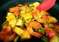 Pineapple Shrimp Illustration of how to do it 15