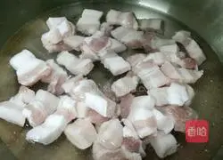 Illustration of how to make braised pork and potatoes 2