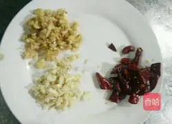 Illustration of how to make minced pork and beans 3