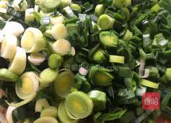 Illustration of how to make high imitation version of Xiamen jellyfish (serves 3 people) 3