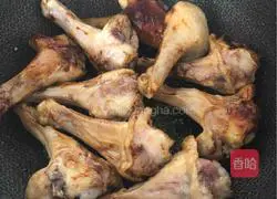 Illustration of Braised Duck Wing Root 4