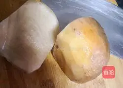 Illustration of how to make Ma Ma Xiang Bean, Dried Minced Pork and Stir-fried Pickles 1