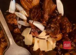 Illustration of home-cooked chicken stew 7