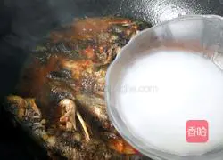 Illustration of braised yellow catfish 17