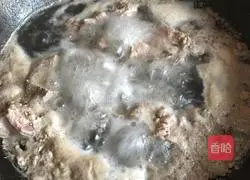 Illustration of how to make pork ribs rice 2