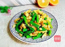 Illustration of how to make asparagus and scrambled eggs 6