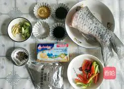 Illustration of steamed fish tail with chopped pepper sauce 1