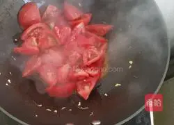 Illustration of how to make scrambled eggs with tomatoes 5