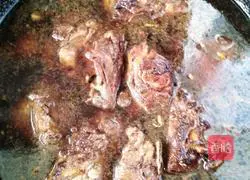 Illustration of how to make pork ribs and tons of potatoes 6