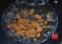 Illustration of how to make pork ribs rice 10