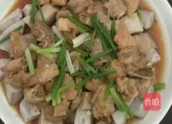 Illustration of how to cook pork ribs and steamed taro 4