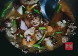 Illustration of how to make large plate chicken 7