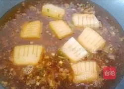 Illustration of braised minced pork and winter melon 6