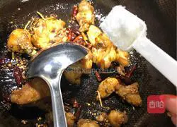 Illustration of how to make spicy chicken 15