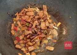 Illustration of how to make stir-fried pork with cabbage that goes well with rice 6