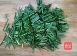 Illustration of how to make lazy egg buns with chives 2