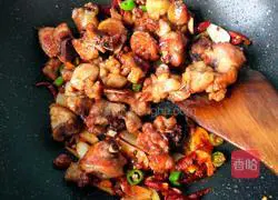 Illustration of how to make stir-fried spicy chicken 15