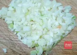 Illustration of how to make garlic barbecued pork ribs 2