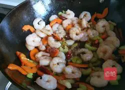 Xinwen Gourmet Stir-fried Shrimp Recipe Illustration 11