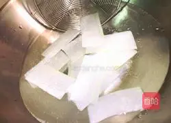 Illustration of how to make crystal winter melon rolls 6