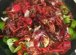 Illustration of how to make spicy crayfish 8