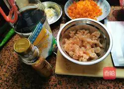 Illustration of how to make fried chicken breast with carrots 2