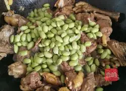 Illustration of how to cook chicken with edamame 6