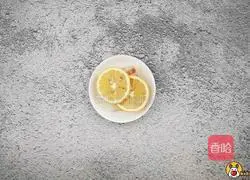 Illustration of how to make cod and seaweed scrambled eggs 2