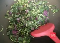 Illustration of how to make scrambled eggs with red leaf vegetables 6