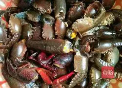 Illustration of how to make spicy crayfish 1