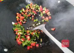 Illustration of how to make Braised Grass Carp Nuggets with Black Bean Sauce 9