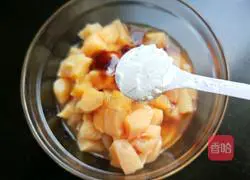 Illustration of how to make diced chicken in sauce 10