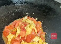 Illustration of how to make scrambled eggs with tomatoes 9