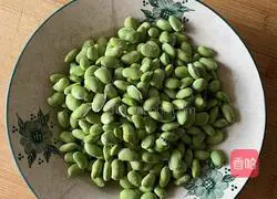 Illustration of how to make chicken legs and roasted edamame 1