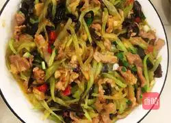 Home version of fish-flavored shredded pork recipe 4