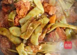 Illustration of how to make pork ribs and beans stewed 8