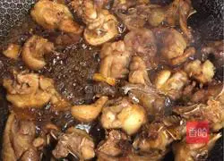 Illustration of how to make Hakka Chicken with wine 10