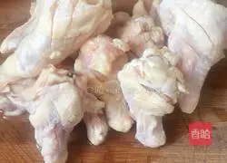 Illustration of how to make tender fried chicken legs 2