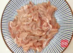 Illustration of how to make fish-flavored shredded pork that goes well with rice 2