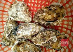 Illustration of how to make garlic oysters 1