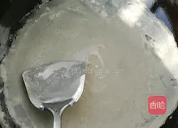 Illustration of how to make shredded pork with Beijing sauce 8