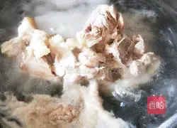 Illustration of how to roast pig's trotters 3