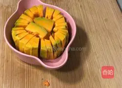  # steamed vegetables # Illustration of how to make steamed pumpkin with honey and red dates 4