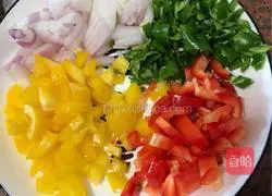 Illustration of how to make beef brisket with colored pepper 5